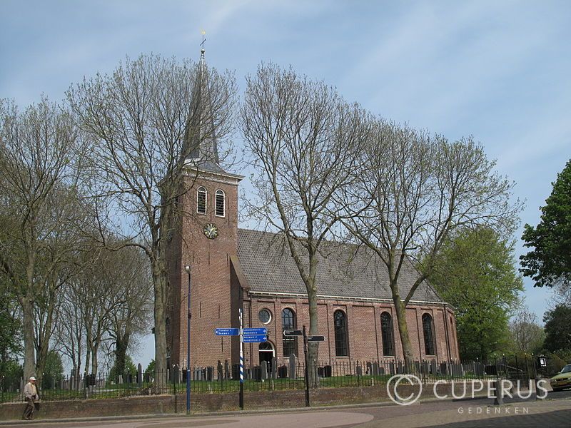 grafmonumenten Winsum Begraafplaats Mariakerk Winsum