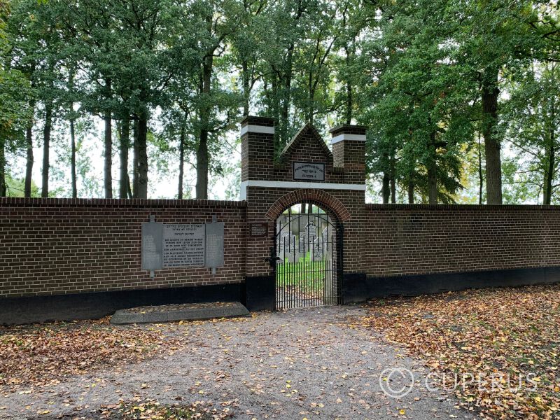 grafmonument Elburg Joodse Begraafplaats Oosterwal Elburg
