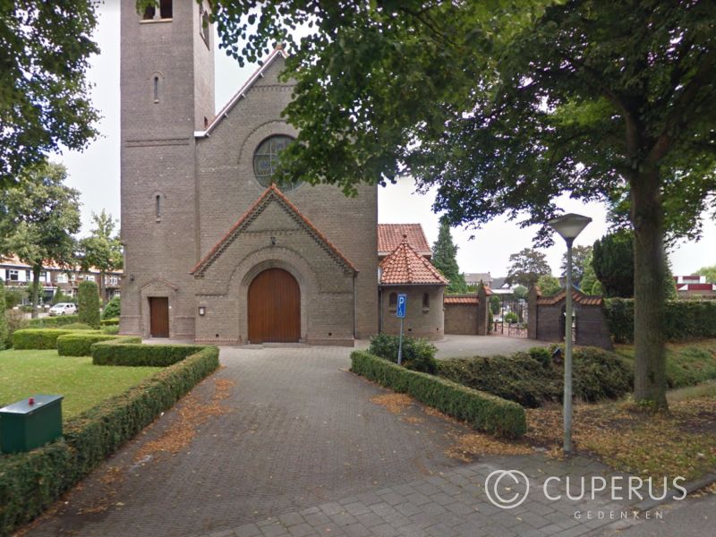 grafmonument IJsselmuiden R.K. Begraafplaats IJsselmuiden (naast de kerk)