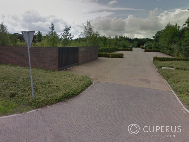 grafmonument Nuenen Openbare algemene gemeentelijke begraafplaats Oude Landen te Nuenen