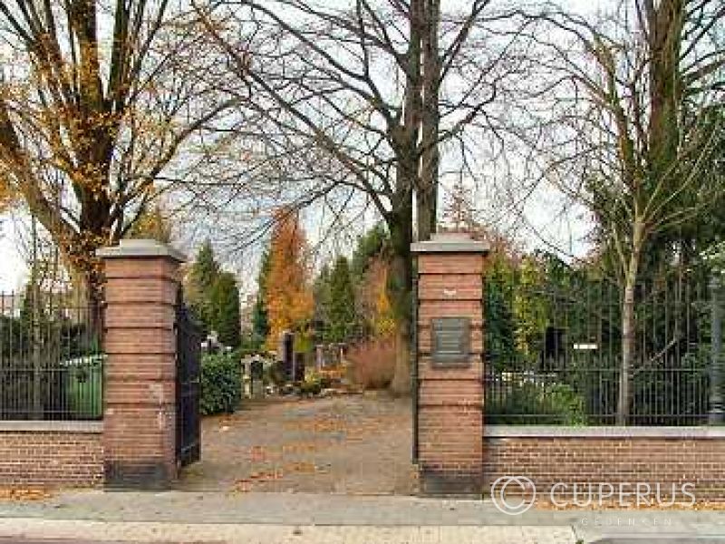 grafmonument Tilburg Begraafplaats Heuvel