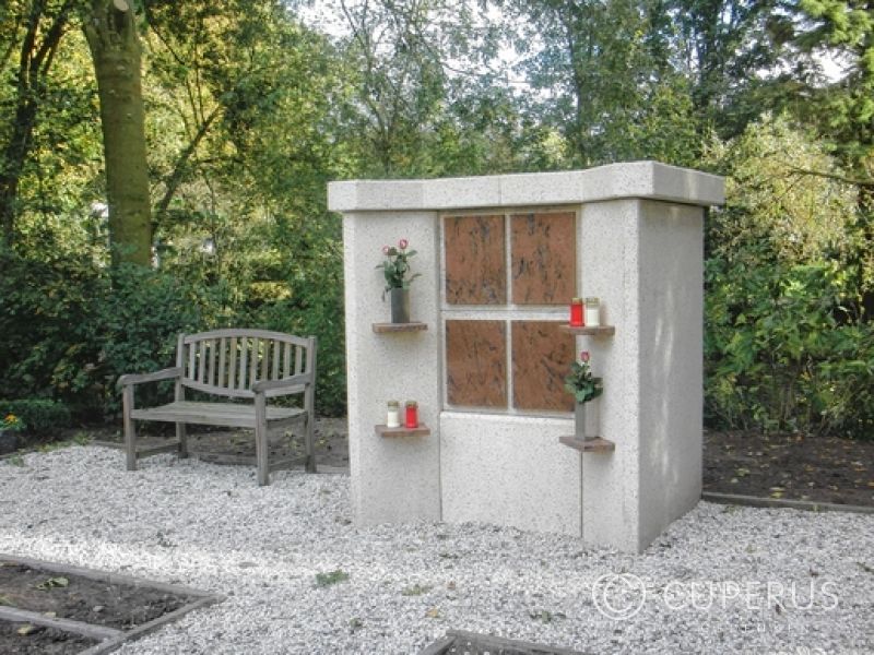 grafmonument Zwanenburg St. Begraafplaats van de Herv. Gem. van Houtrijk en Polanen