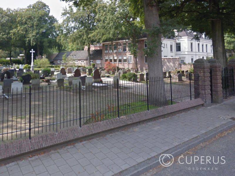grafsteen Driebergen-Rijsenburg RK Begraafplaats St. Petrus Banden 