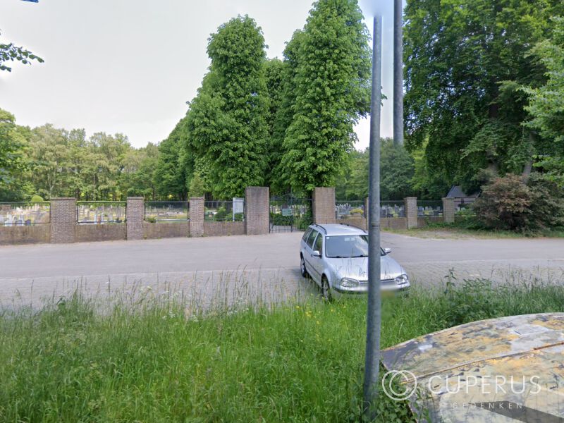 grafstenen 's-Graveland Begraafplaats Berestein (gemeente Wijdemeren)