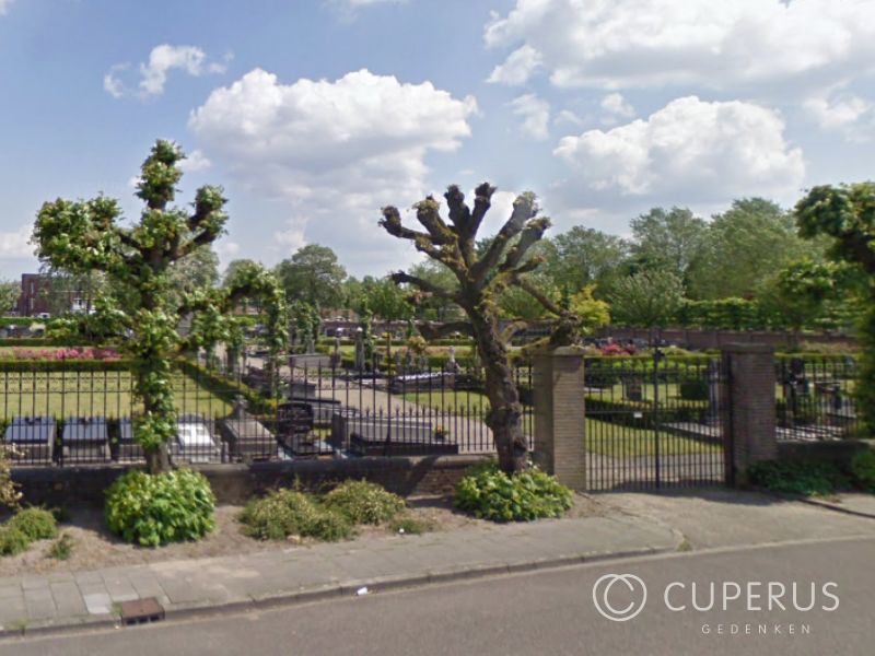 grafstenen Mierlo RK BGP (naast de Kerk) R.K. Parochie Heilige Nicasius