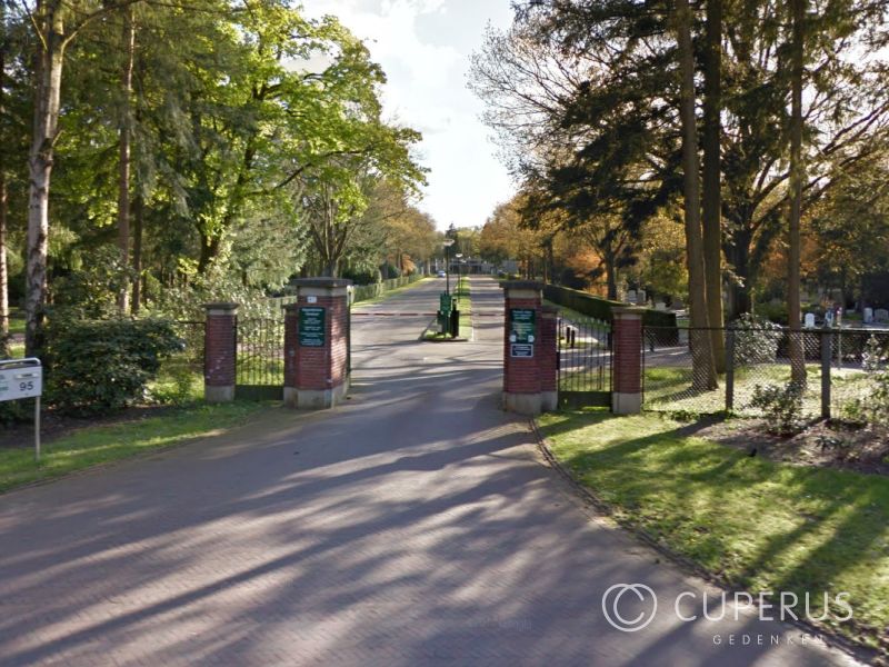 grafstenen Ugchelen Begraafplaats Heidehof