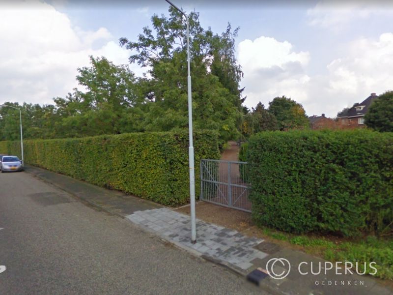 grafstenen Ulft Petrus en Paulus