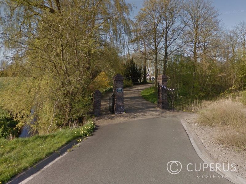 grafstenen Ulrum Begraafplaats Ulrum