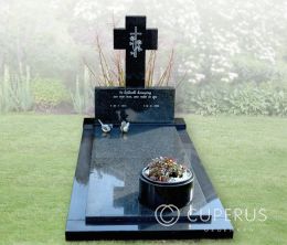 Enkel monument met vloer