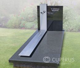 Enkel monument met vloer