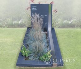 Enkel monument met vloer