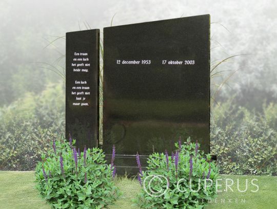 Enkel monument staand