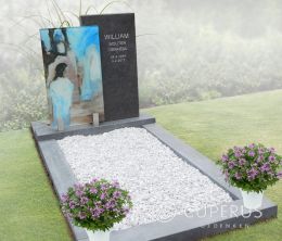 Grafmonument met foto in glas