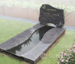 Grafsteen golfkop met rivier