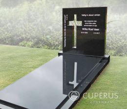Grafmonument met kruis uitgespaard uit lettersteen