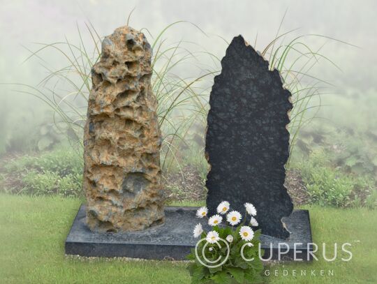 Kort grafmonument natuursteen Diabas
