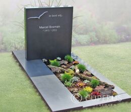 Strak vormgegeven grafmonument 