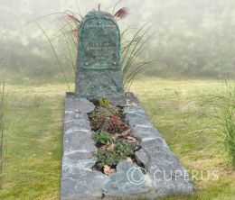 Natuurlijk grafmonument van Taurus Grün 
