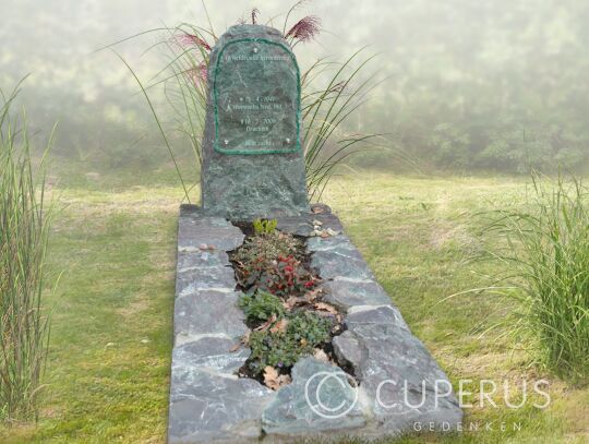 Natuurlijk grafmonument van Taurus Grün 