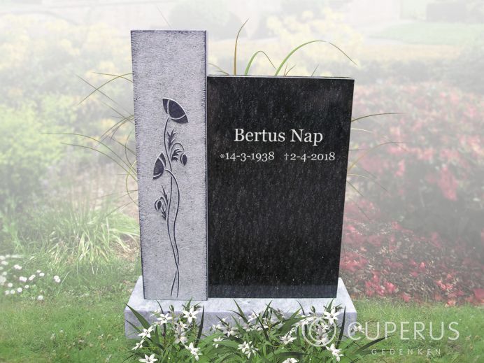 Ambachtelijk grafmonument met sierlijke bloemetjes zonder bodem foto 1