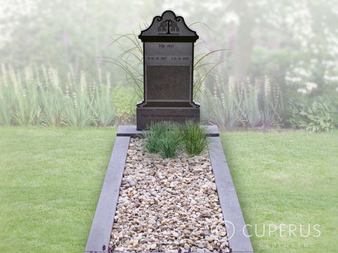 Ambachtelijk monument Friese grafplaal foto 1