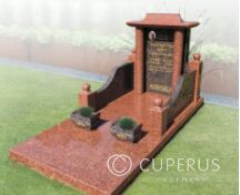 Chinees grafmonument met tempel foto 1