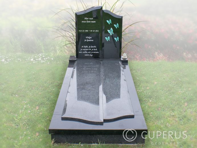 Enkel monument met afdekzerk foto 1