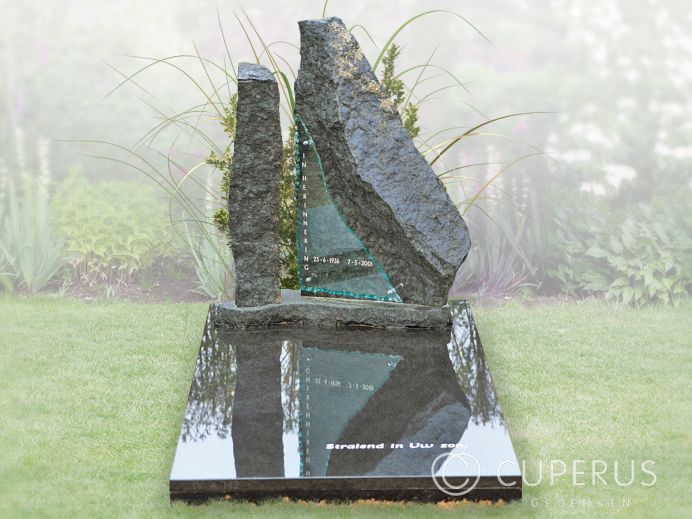 Enkel monument met vloer foto 1