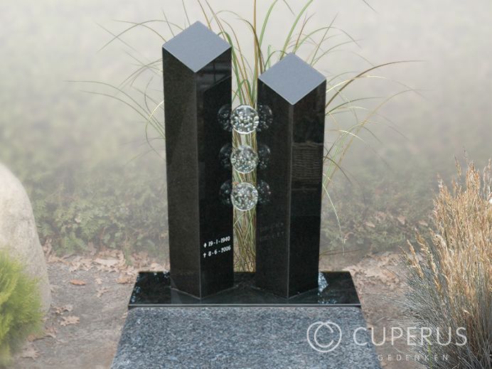 Enkel monument met vloer foto 1