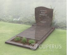 Golfkop grafsteen met dekplaat en bloemstrook foto 7