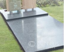 Grafmonument houten kruis foto 3