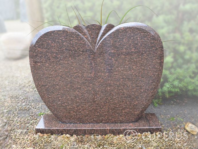 Grafmonument met hartje foto 1