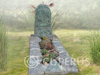 Natuurlijk grafmonument van Taurus Grün 