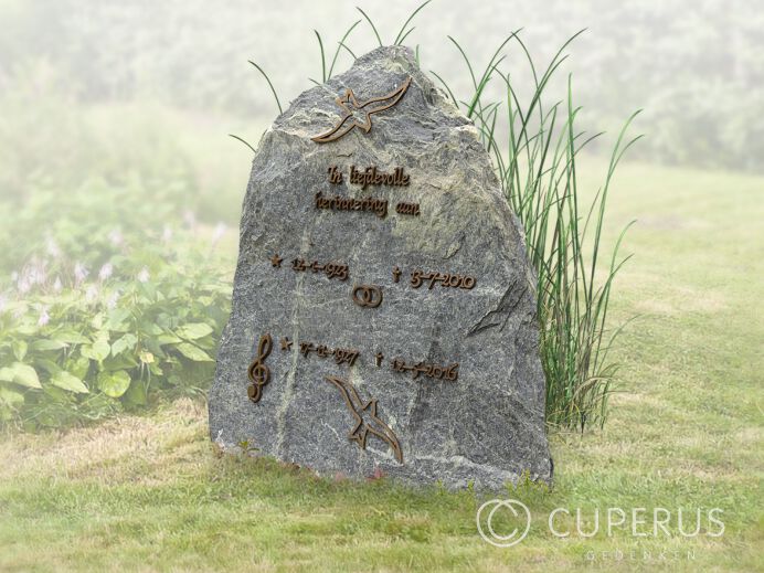 Natuurlijk grafmonument foto 1