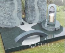 Klein grafmonument met zuilen en foto foto 5