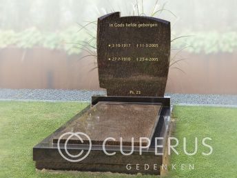 Traditioneel grafmonument met afdekplaat