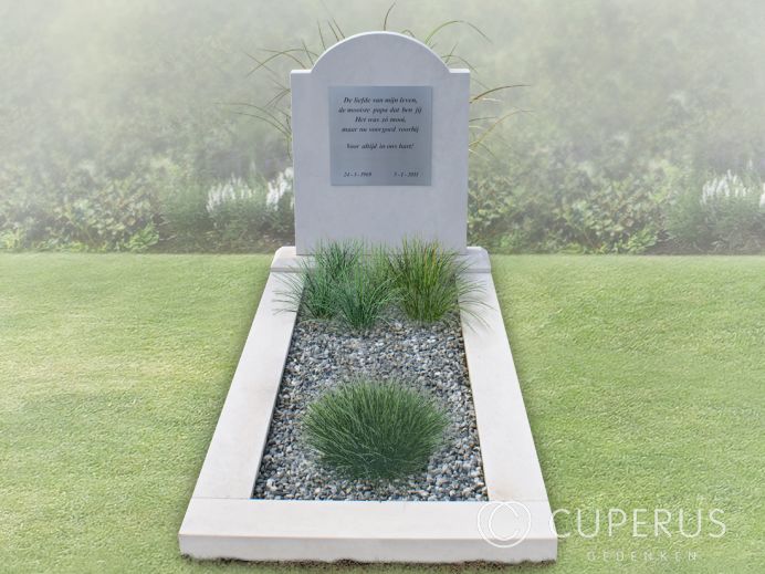 Traditioneel klassiek grafmonument foto 1