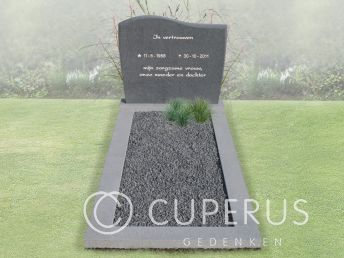 Vierkant grafmonument met een golvende bovenkant